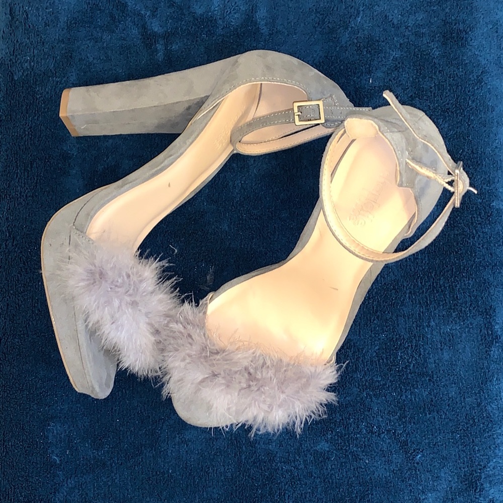 Feather-Trim Gray Block Heeled Sandals